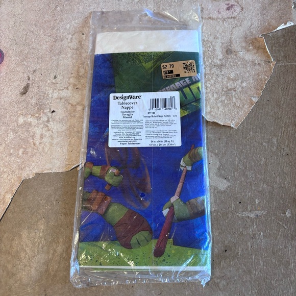 2012 TMNT Tablecloth New - Picture 1 of 2